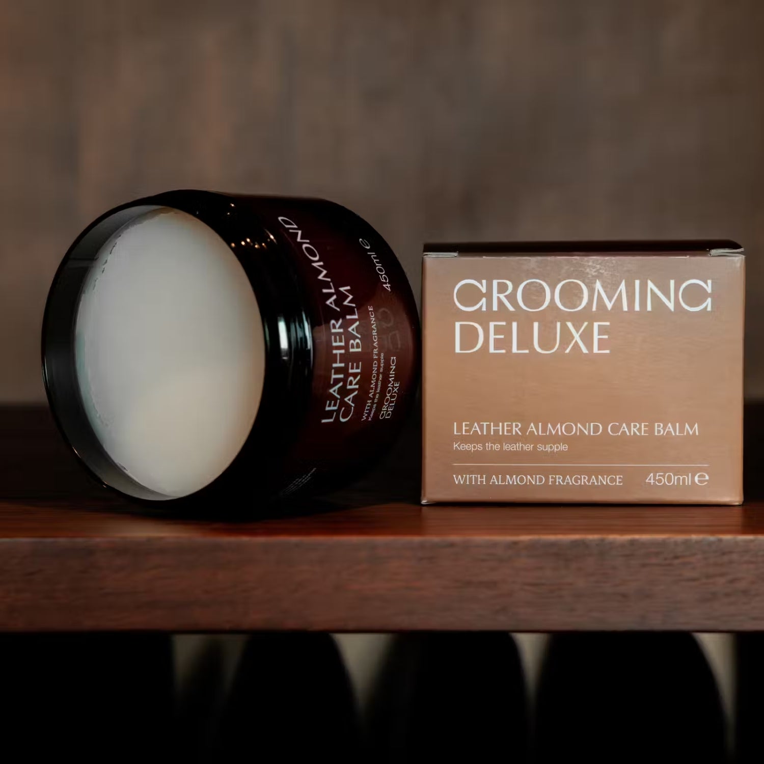 Kentucky Grooming Deluxe - Leather Almond Care Balm 450ml