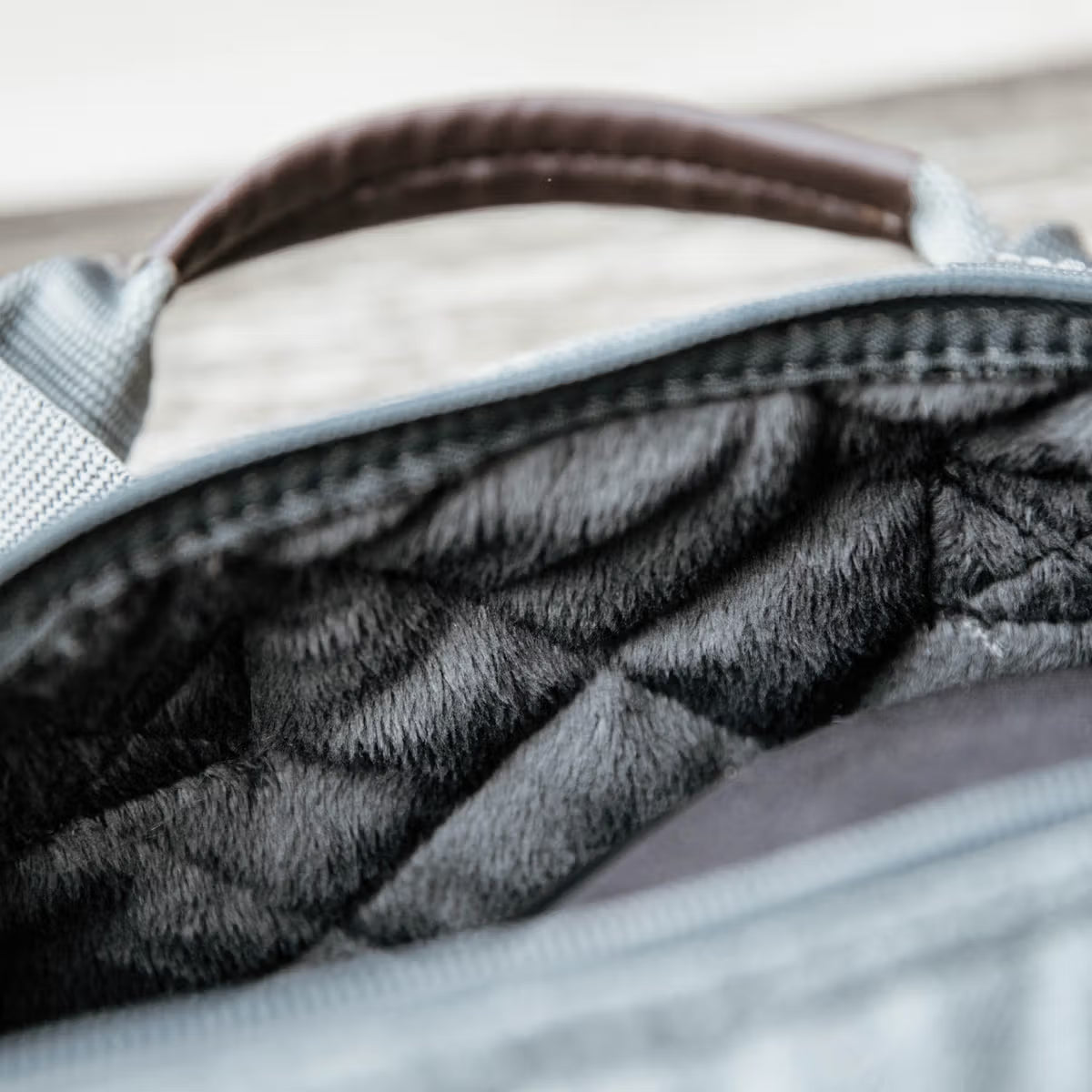 Kentucky Hjelmtaske - Grå