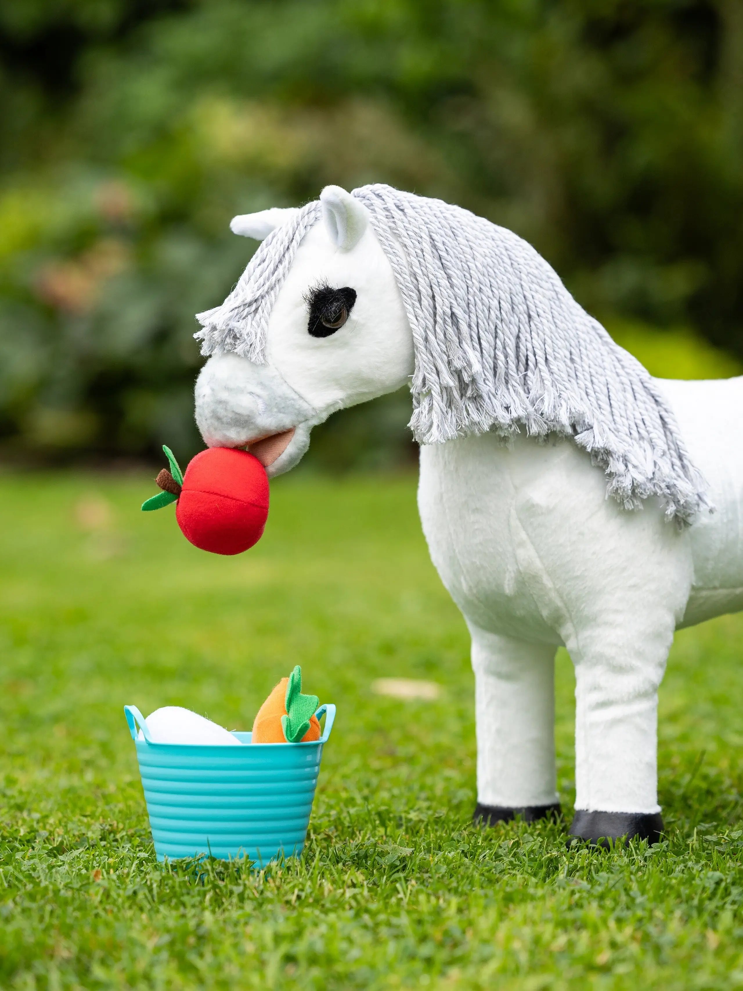 LeMieux Toy Pony Treat Spand