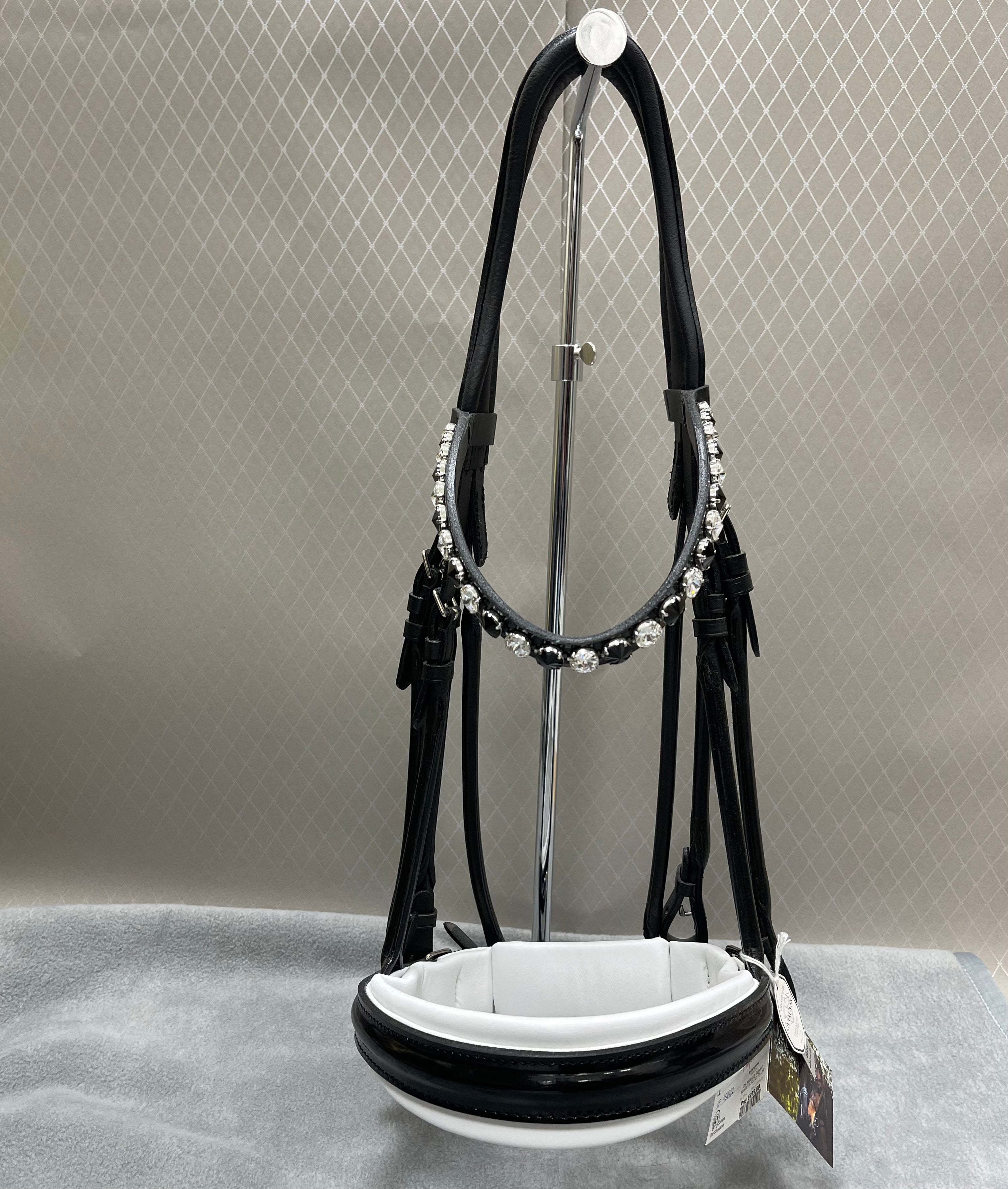 OS Bellevue Elegant Kandar m.FG Nb. m.Lak Pb Rivoli - Sort/Hvid