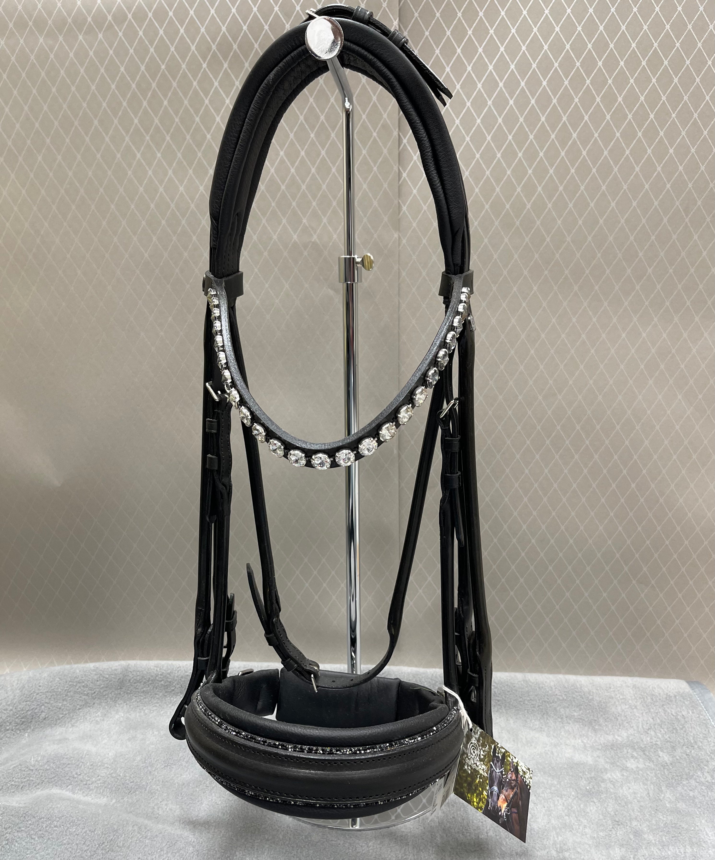 OS München FG Kandar m.FG Nb. Fineline Jet/Platin Pb Rivoli Shading - Sort/Sort