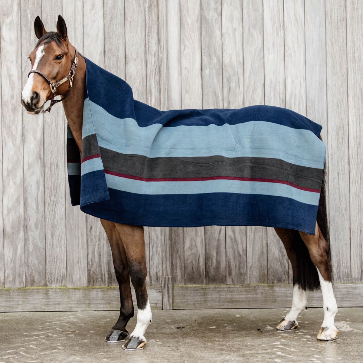 Kentucky Fleece Square Stripe Dækken