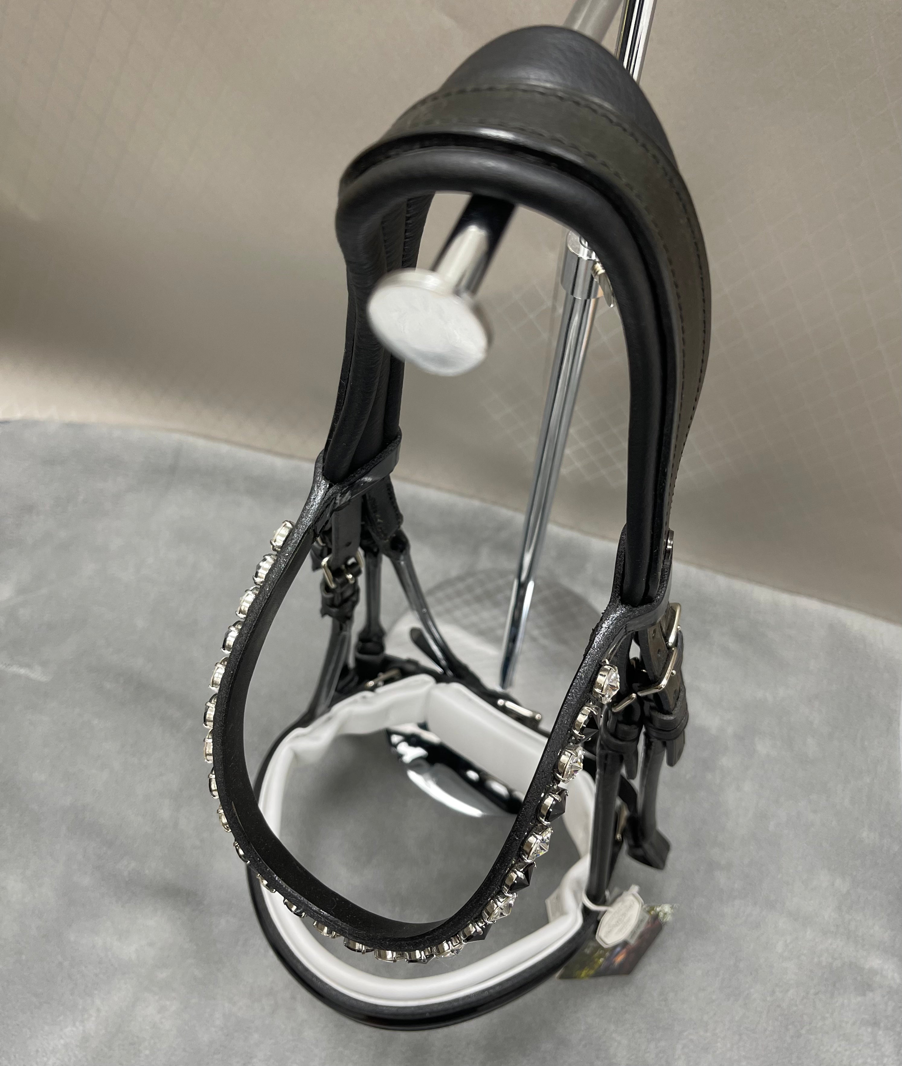 OS Bellevue Elegant Kandar m.FG Nb. m.Lak Pb Rivoli - Sort/Hvid