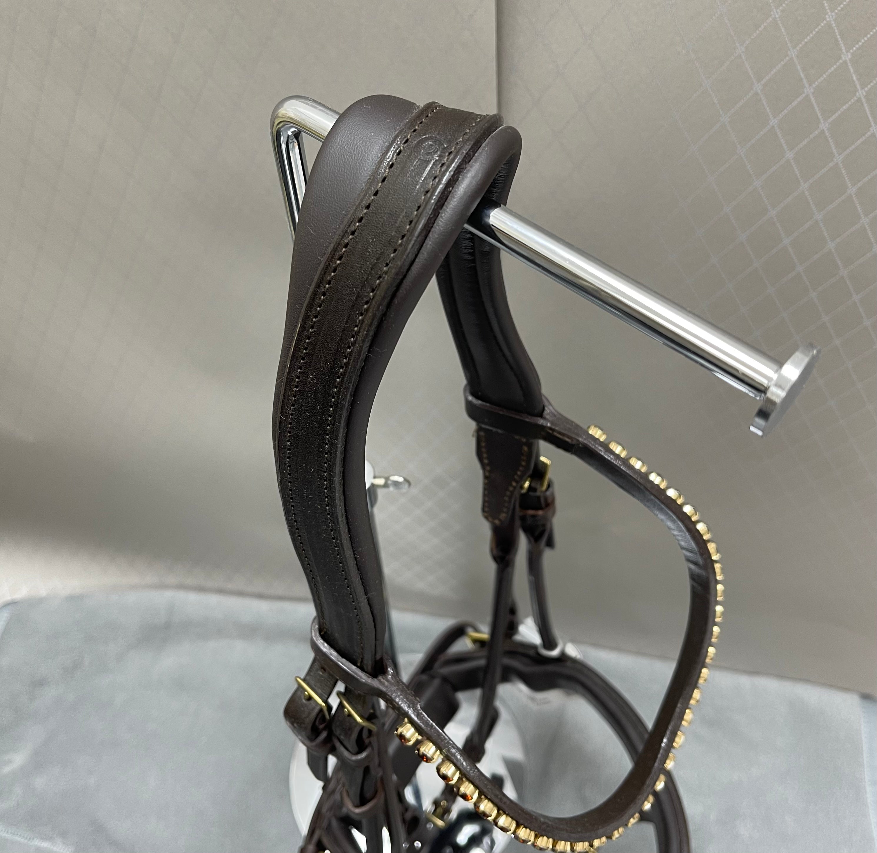 OS Bellevue Elegant Trense M. FG Nb. + Comfort Tøjle - Chocolate/Messing