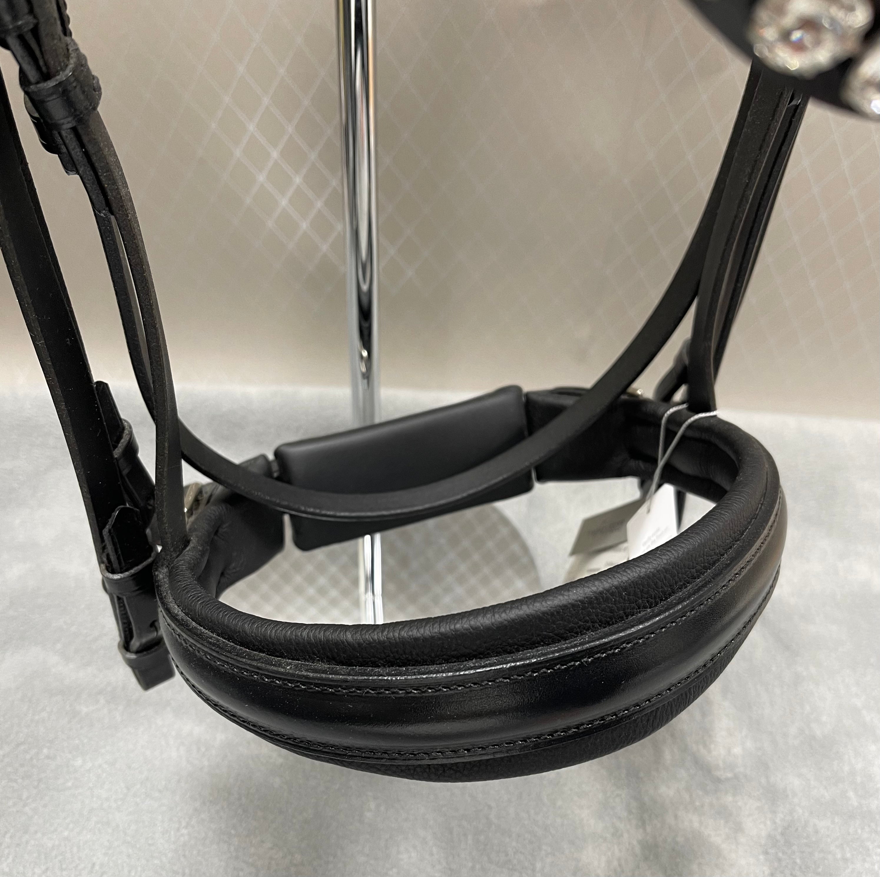 OS Warendorf Feel Good Kandar M. Comfort Næsebånd + Rivoli Swarovski Pandebånd - Sort