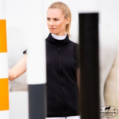 Pikeur Ona Athleisure Vest - Sort