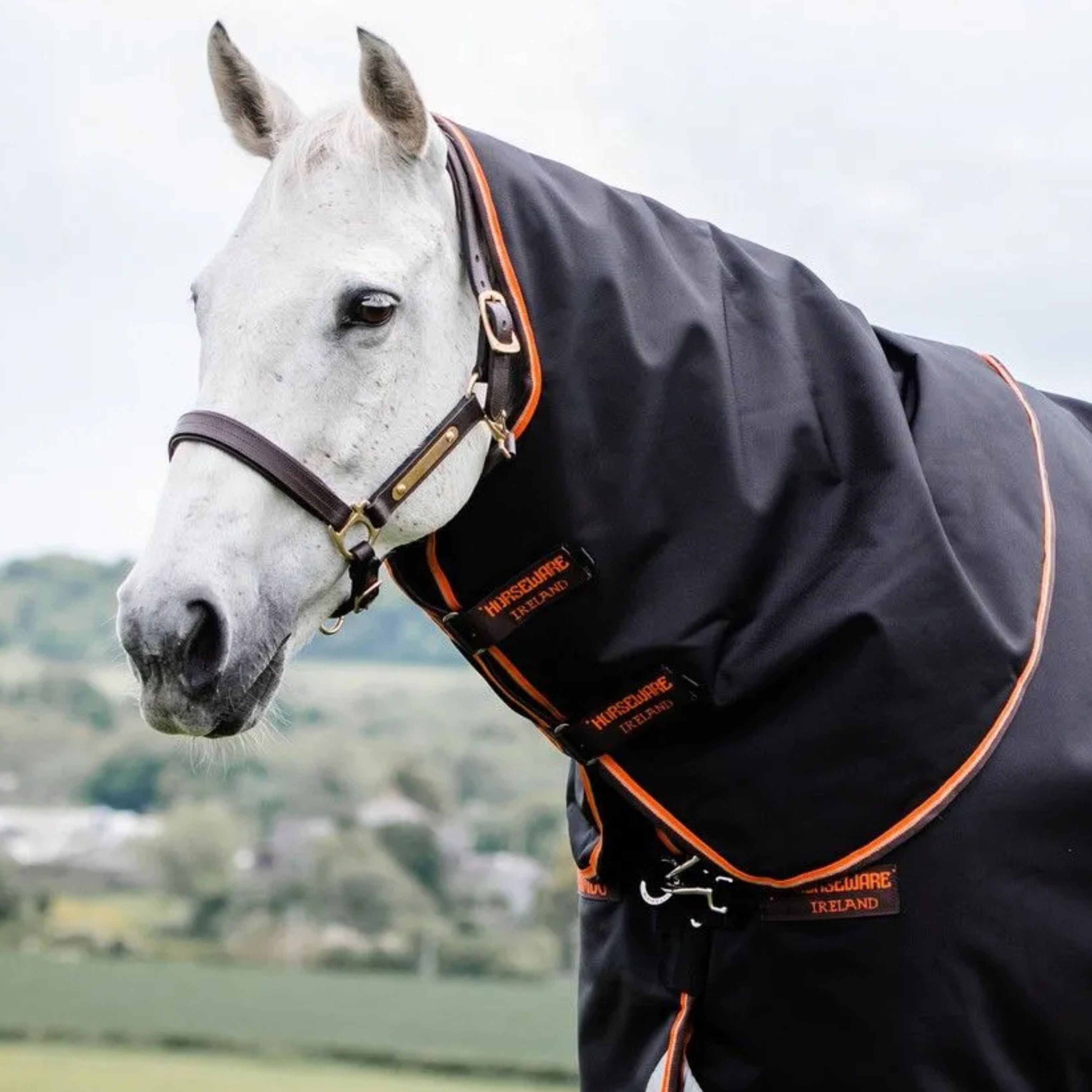Rambo Supreme 1680d Hals 150g - Sort/Orange