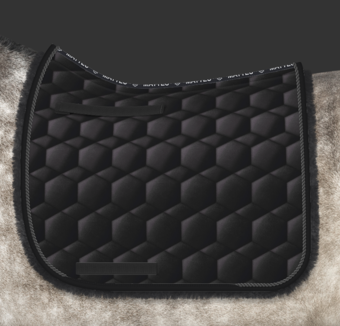 Mattes Sensitive Dressurunderlag m. Trim