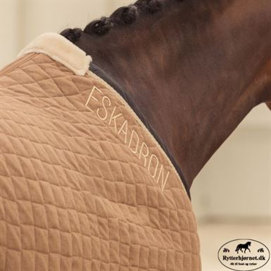 Eskadron Heritage Quiltet Dækken - Almond